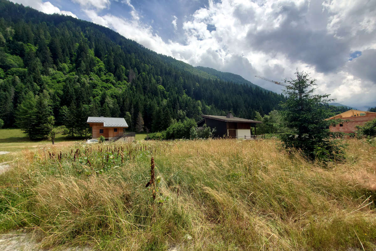Terrain à bâtir 1000 m2