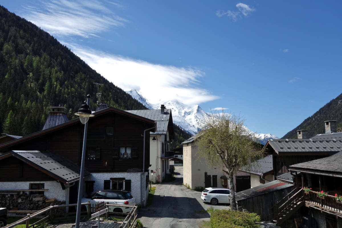 dernier étage maison de pays proche pistes
