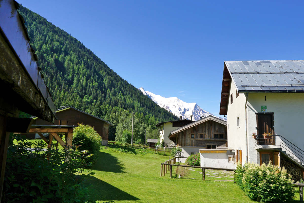4-pieces-et-+-dernier-etage-maison-de-pays-proche-pistes