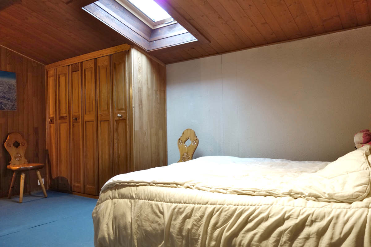 APPARTEMENT 1 PIECE COIN CHAMBRE
